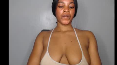 ESTHER online show from January 13, 2025, 9:42 pm