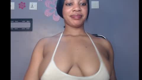 ESTHER online show from January 30, 2025, 8:43 am