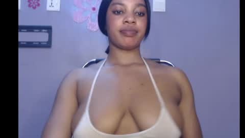 ESTHER online show from February 2, 2025, 2:24 pm