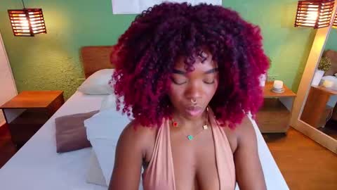 Camila Love online show from September 11, 2025, 1:22 pm