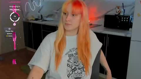 choco_meowx online show from November 14, 2025, 11:53 am