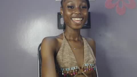 Snapshot of choco_petitqueen chatting on January 9, 2025, 11:14 am choco_petitqueen online show from January 9, 2025, 11:14 am