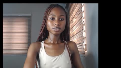 Snapshot of choco_petitqueen chatting on January 18, 2026, 2:43 pm choco_petitqueen online show from January 18, 2026, 2:43 pm