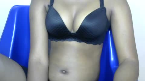 HotChocolate online show from June 19, 2026, 4:39 am
