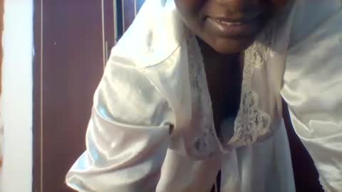 chocobabe002 online show from May 7, 2026, 2:28 am