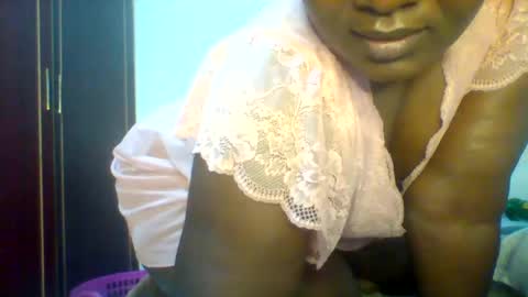 chocobabe002 online show from June 19, 2026, 4:39 am