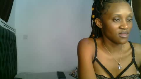 chocobear22 online show from November 16, 2025, 10:43 am