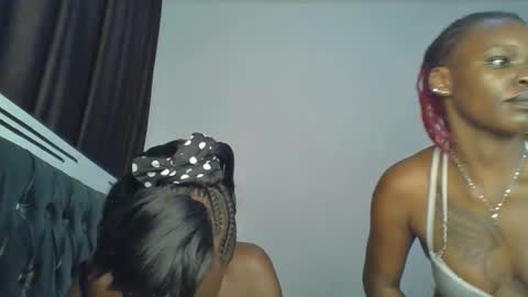 chocobear22 online show from December 16, 2025, 9:42 pm