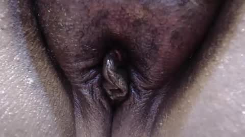 chocolatabig online show from May 5, 2026, 7:55 pm