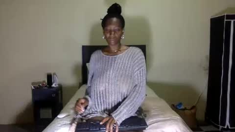 Exotic Chocolate online show from November 11, 2025, 2:33 am