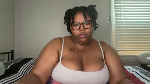 Snapshot of chocolatebunnyxx69 chatting on April 20, 2026, 5:05 pm Melina online show from April 20, 2026, 5:05 pm