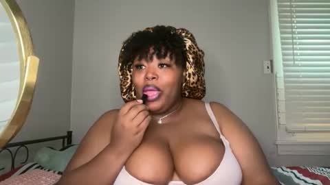 Snapshot of chocolatebunnyxx69 chatting on April 29, 2026, 5:30 pm Melina online show from April 29, 2026, 5:30 pm
