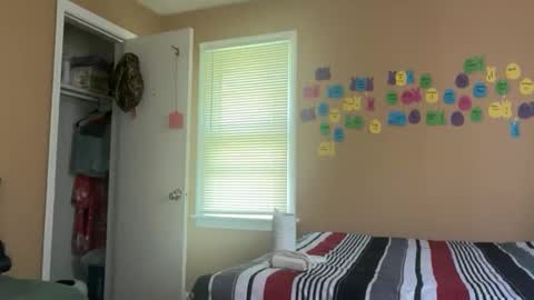 Snapshot of chocolatebunnyxx69 chatting on May 9, 2026, 5:29 pm Melina online show from May 9, 2026, 5:29 pm