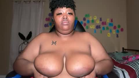 Snapshot of chocolatebunnyxx69 chatting on May 18, 2026, 2:18 am Melina online show from May 18, 2026, 2:18 am