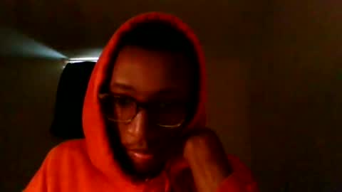 Chocolatinhermoso online show from December 8, 2024, 3:56 pm