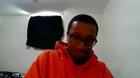 Chocolatinhermoso online show from January 8, 2025, 4:33 pm