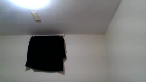 Chocolatinhermoso online show from February 12, 2025, 10:37 pm