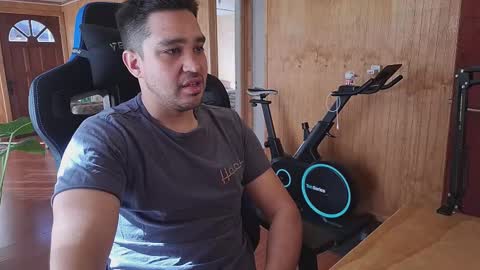 Snapshot of chocomate chatting on October 28, 2025, 12:30 pm chocomate online show from October 28, 2025, 12:30 pm