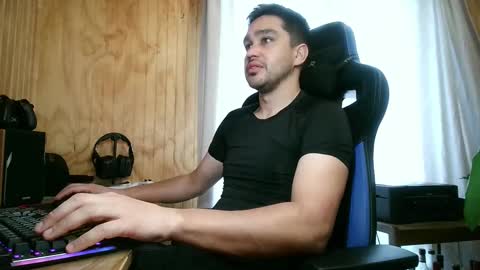 Snapshot of chocomate chatting on October 30, 2025, 1:12 pm chocomate online show from October 30, 2025, 1:12 pm