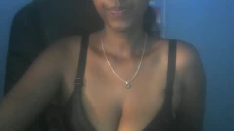 choe03 online show from March 16, 2026, 8:29 am