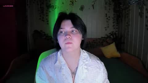 Snapshot of choe_bliss chatting on October 21, 2025, 2:45 am choe_bliss online show from October 21, 2025, 2:45 am