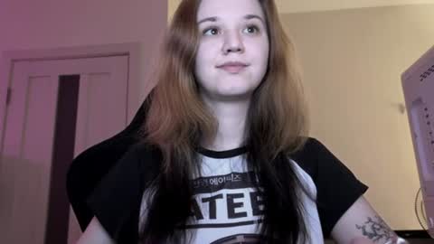 Lissa online show from June 22, 2026, 7:55 pm