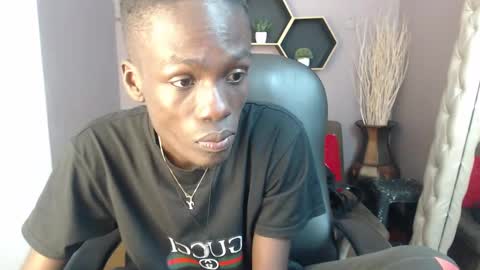 Chombo online show from December 17, 2024, 6:31 pm