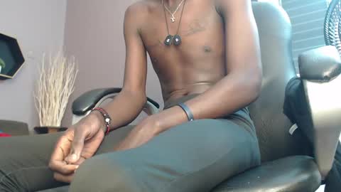 Chombo online show from March 5, 2025, 1:31 am