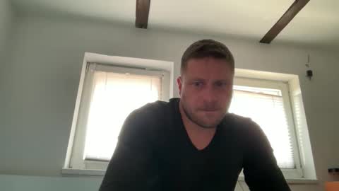 Snapshot of chris164 chatting on March 31, 2026, 8:37 am Chris online show from March 31, 2026, 8:37 am