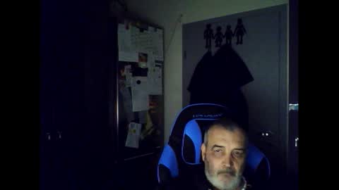 Snapshot of chris250268 chatting on September 12, 2025, 6:52 pm Chris online show from September 12, 2025, 6:52 pm