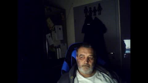Chris online show from May 22, 2026, 2:08 am