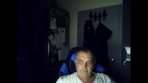 Chris online show from July 19, 2026, 3:32 am