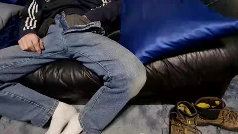 Snapshot of chris526520 chatting on December 18, 2024, 1:23 pm chris526520 online show from December 18, 2024, 1:23 pm