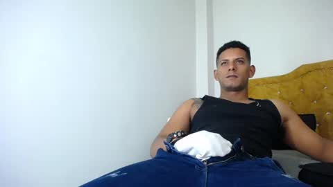 chris_dick2 online show from June 25, 2026, 5:12 am