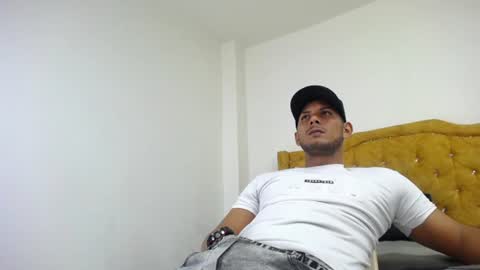 chris_dick2 online show from July 4, 2026, 4:51 am