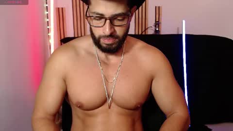 Snapshot of chris_magnum_ chatting on June 15, 2026, 4:31 pm cris Twitter magnum101010 insta magnumc20 online show from June 15, 2026, 4:31 pm