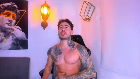 chris_milleer online show from June 25, 2026, 1:49 am