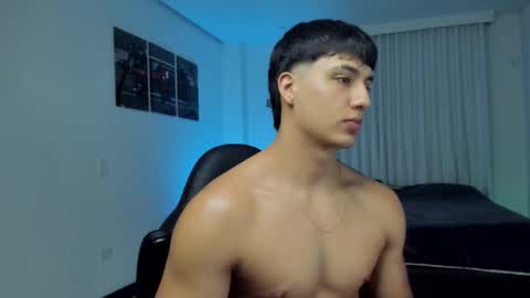 chris_morgannn online show from September 19, 2025, 1:29 am
