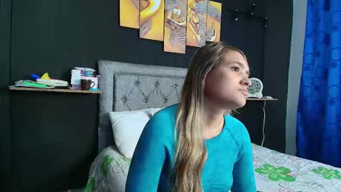 Snapshot of chris_sharon2023 chatting on October 24, 2025, 8:05 pm Yarixa online show from October 24, 2025, 8:05 pm