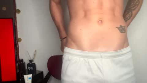 chris_stev47 online show from December 14, 2024, 4:42 pm