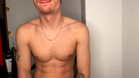 chris_stev47 online show from December 17, 2024, 9:05 pm