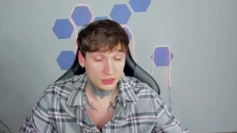 Snapshot of chris_tyson chatting on December 4, 2024, 5:22 pm Chris Tyson online show from December 4, 2024, 5:22 pm