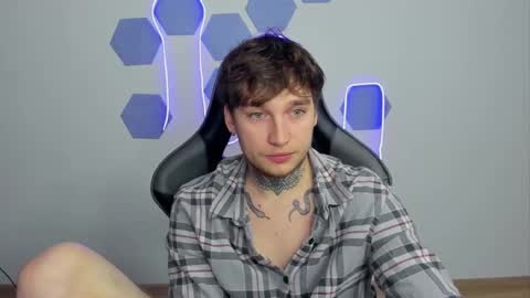 Snapshot of chris_tyson chatting on December 18, 2024, 3:47 am Chris Tyson online show from December 18, 2024, 3:47 am