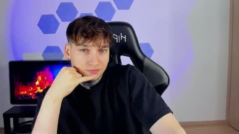 Snapshot of chris_tyson chatting on February 28, 2025, 10:50 pm Chris Tyson online show from February 28, 2025, 10:50 pm