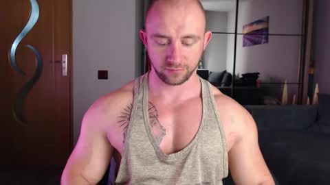 chrisbigbiceps online show from February 12, 2026, 6:47 pm
