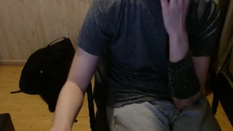 chriser_xxx online show from January 1, 2025, 7:10 pm