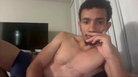 chrislover2125 online show from May 14, 2026, 5:36 am