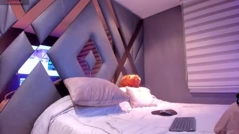 chrismorgan24 online show from November 13, 2025, 10:30 pm