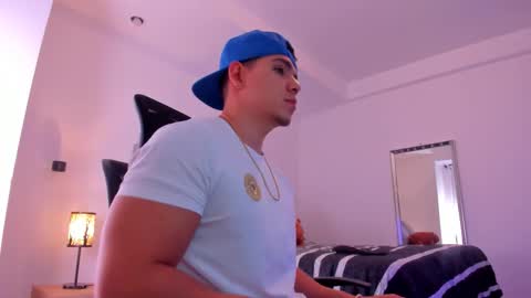 chrismorgan24 online show from November 23, 2025, 12:32 am