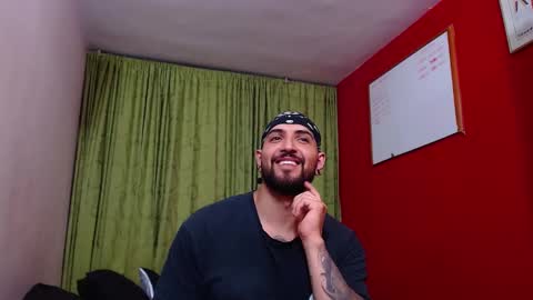 Snapshot of chriss_james chatting on January 31, 2025, 5:09 am chriss_james online show from January 31, 2025, 5:09 am